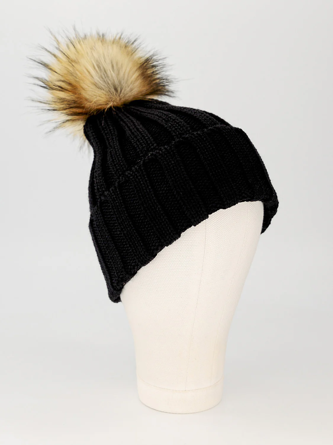 Beanie Faux Fur Merino Wool Schwarz - Image 3