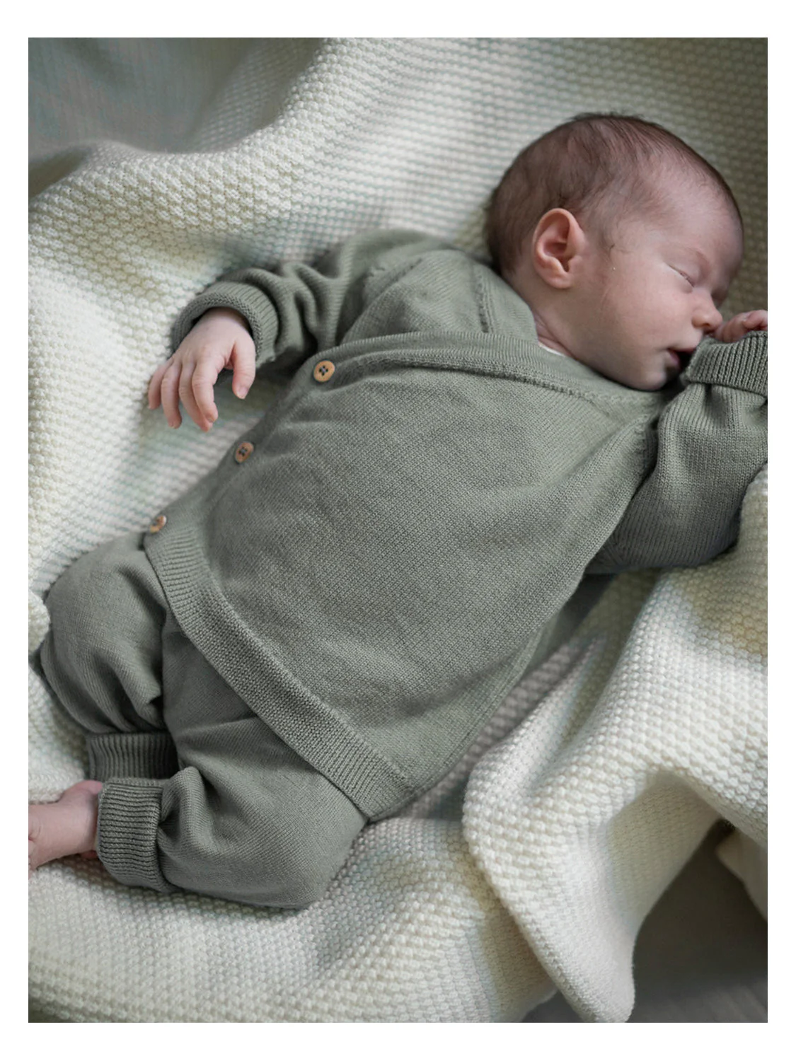 THE WOOLLY BABY JACKET - sage - Image 2