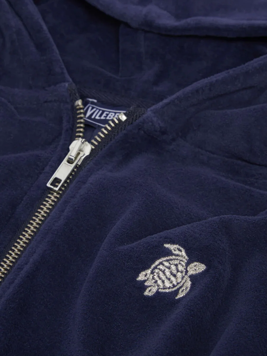 Sweatjacke Embroidered Turtle Velvet Marineblau - Image 3